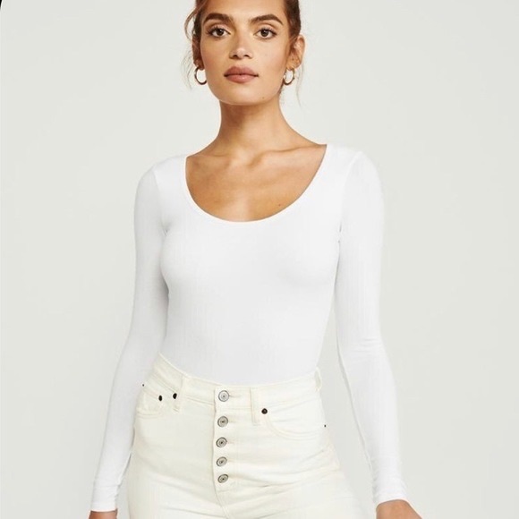 Abercrombie u0026 Fitch | Tops | Abercrombie Fitch Long Sleeve Scoop Neck  Bodysuit | Poshmark